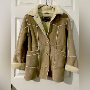 Super warm & cozy girls coat